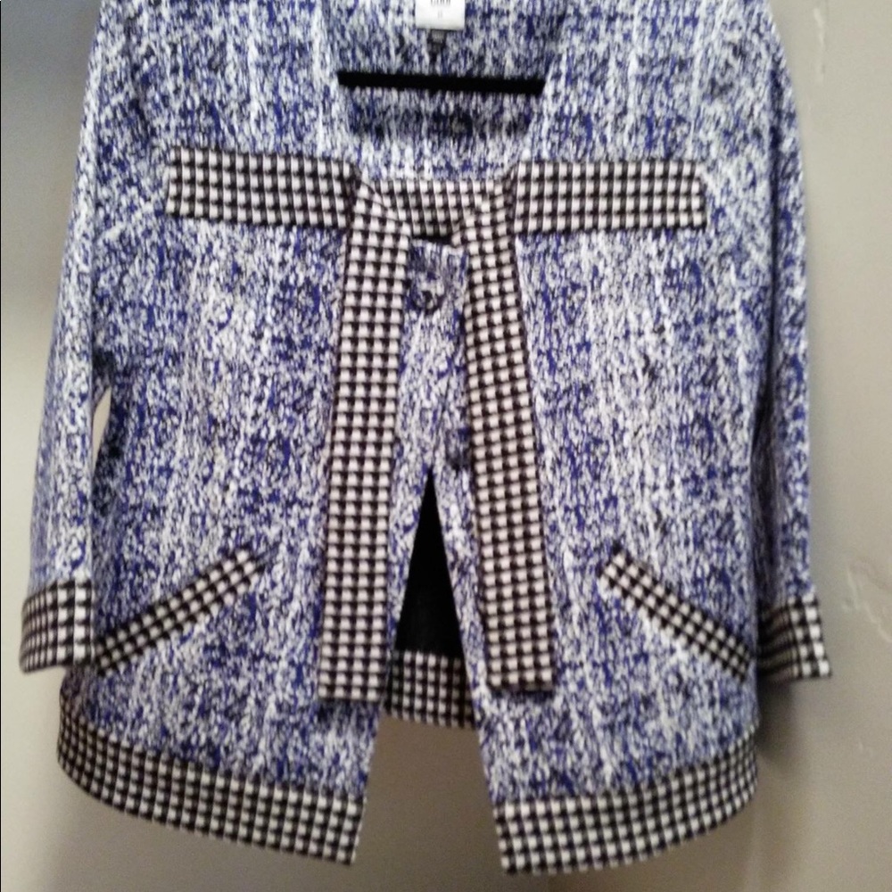 Beautiful Cabi topper size M NWOT